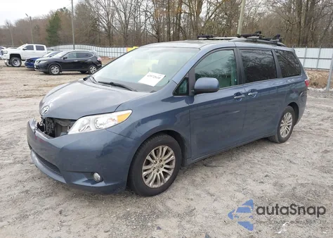2017 Toyota Sienna Xle Premium 8 Passenger from USA, damaged, VIN 5TDYZ3DC5HS793738